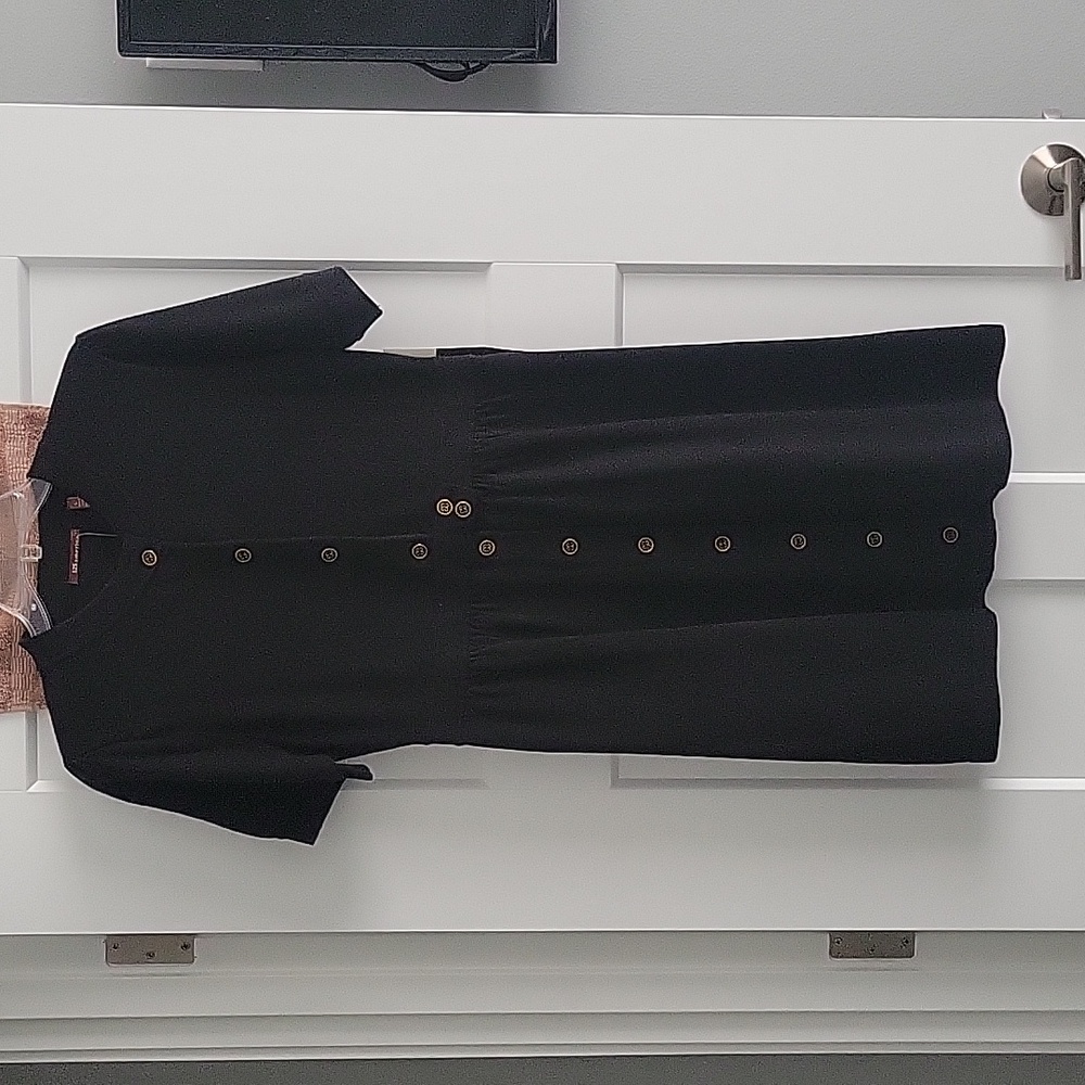 Knit short sleeve button down dress in Black size L